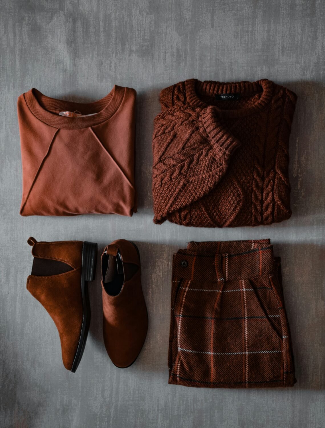 How to Build a Smart-Casual Autumn Workwear Capsule Wardrobe